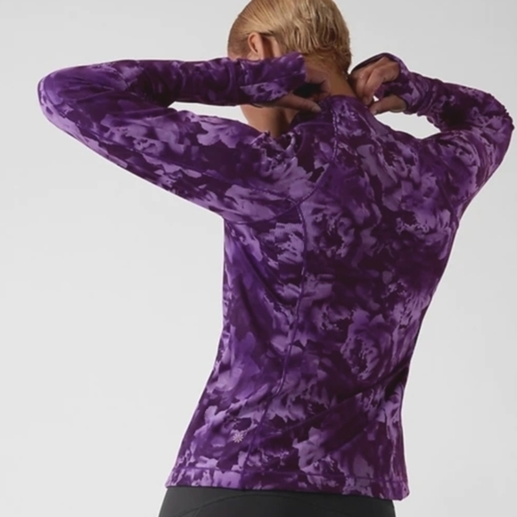 Athleta Women's Rainier Half Zip Print Sz. M color Spliced Floral Basalt - Picture 6 of 16